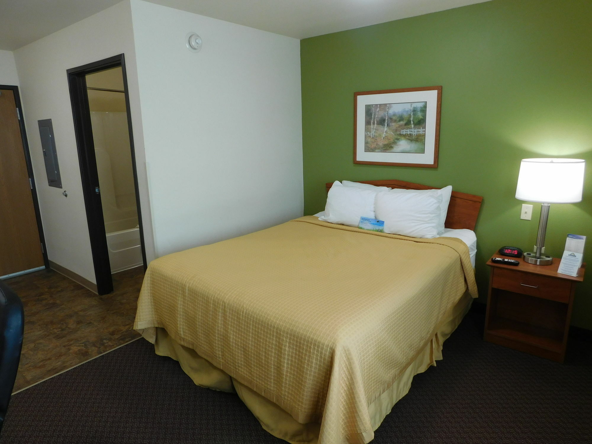 Days Inn & Suites By Wyndham Rochester South Екстер'єр фото