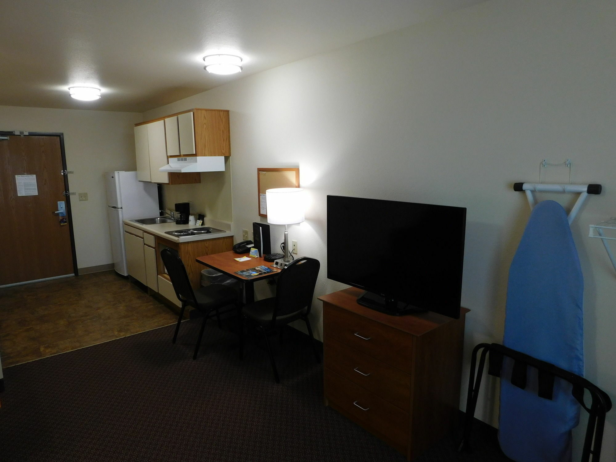 Days Inn & Suites By Wyndham Rochester South Екстер'єр фото